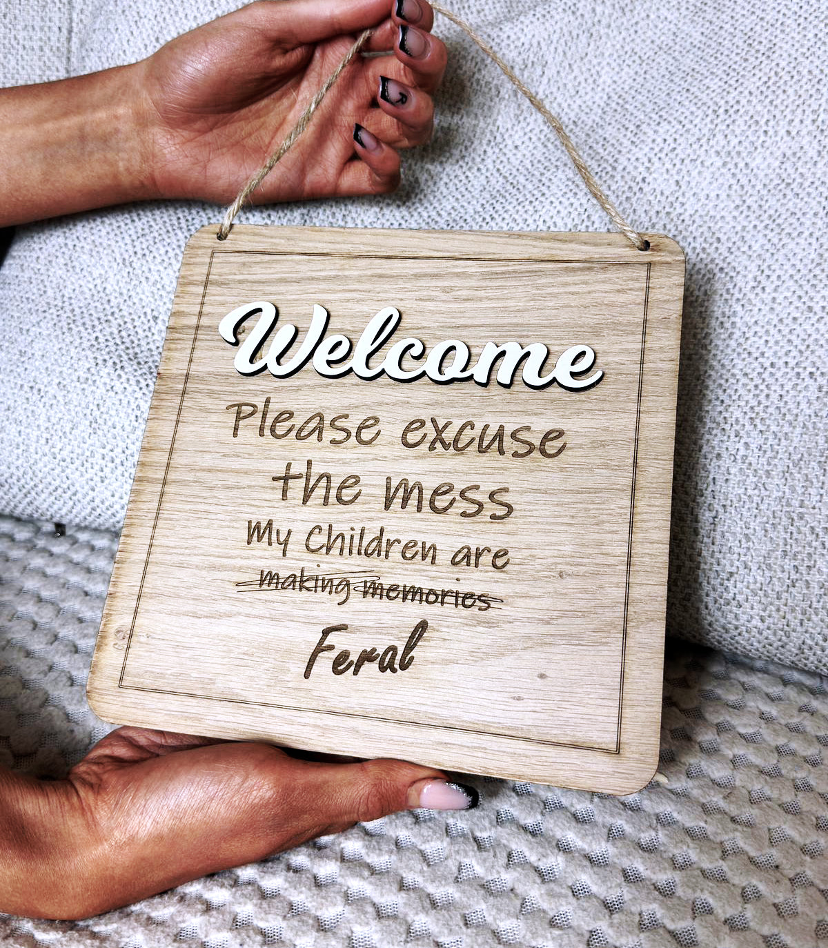 Welcome wall plaque