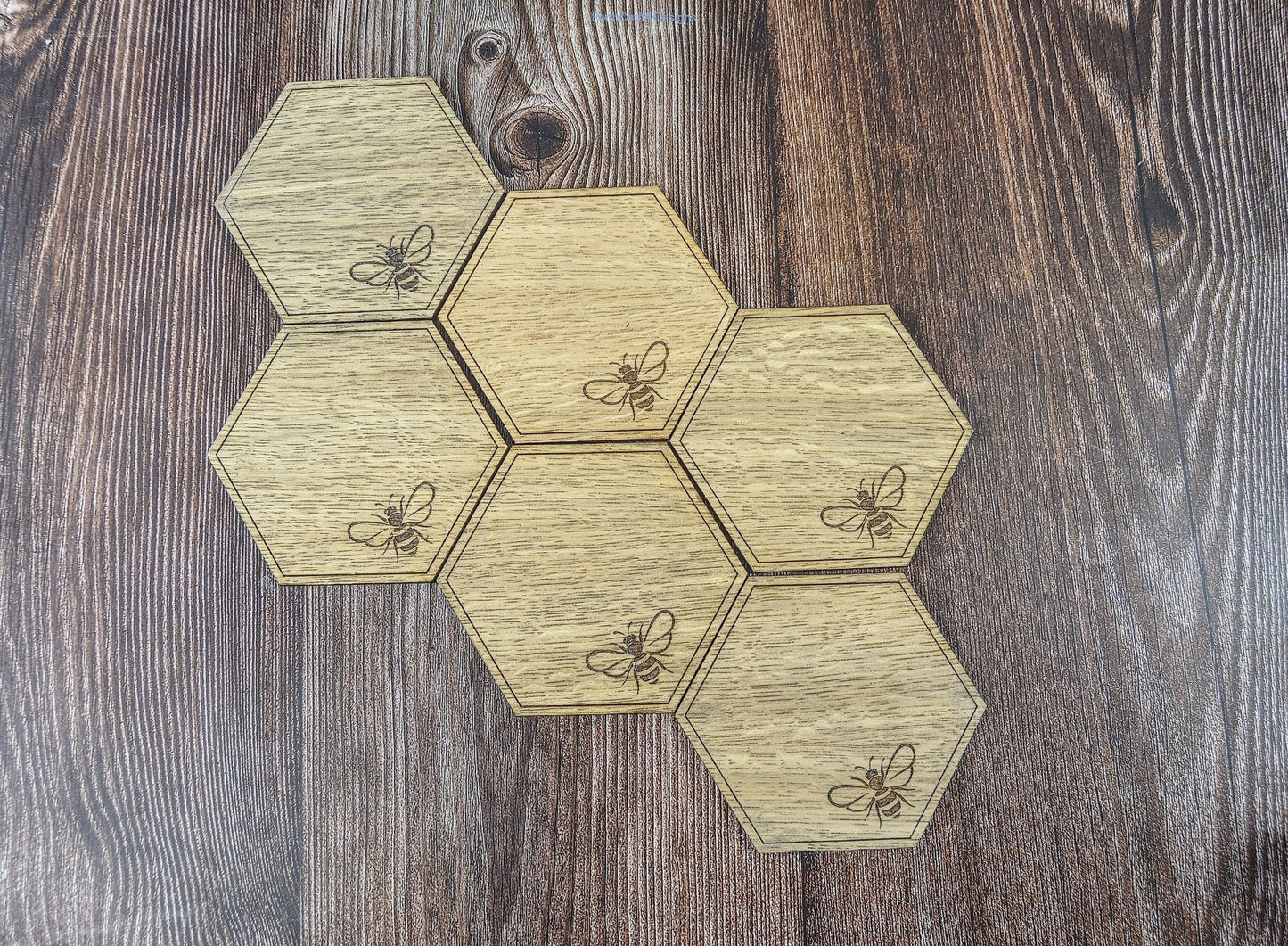 Wooden Bee coaster set