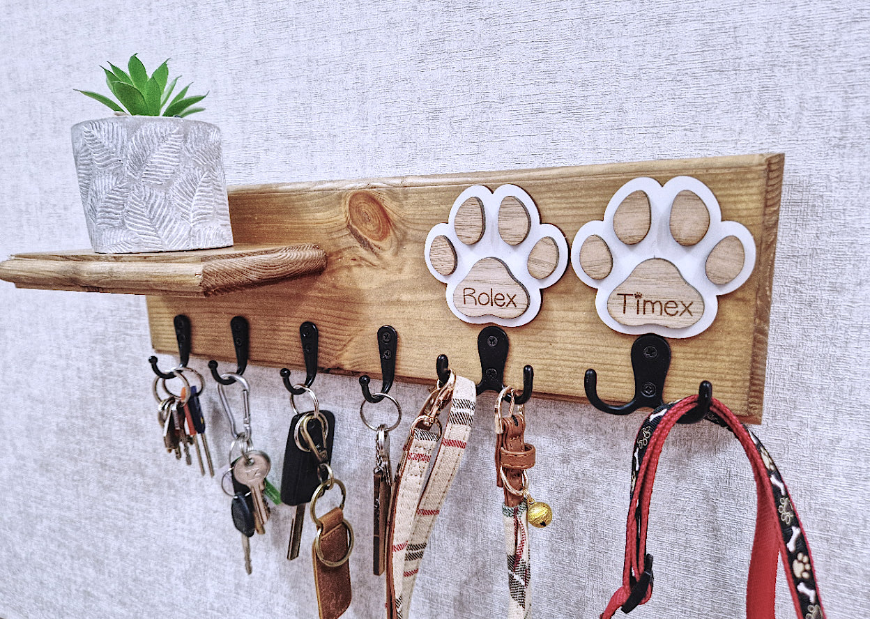 Personalised wooden dog leash + key holder.