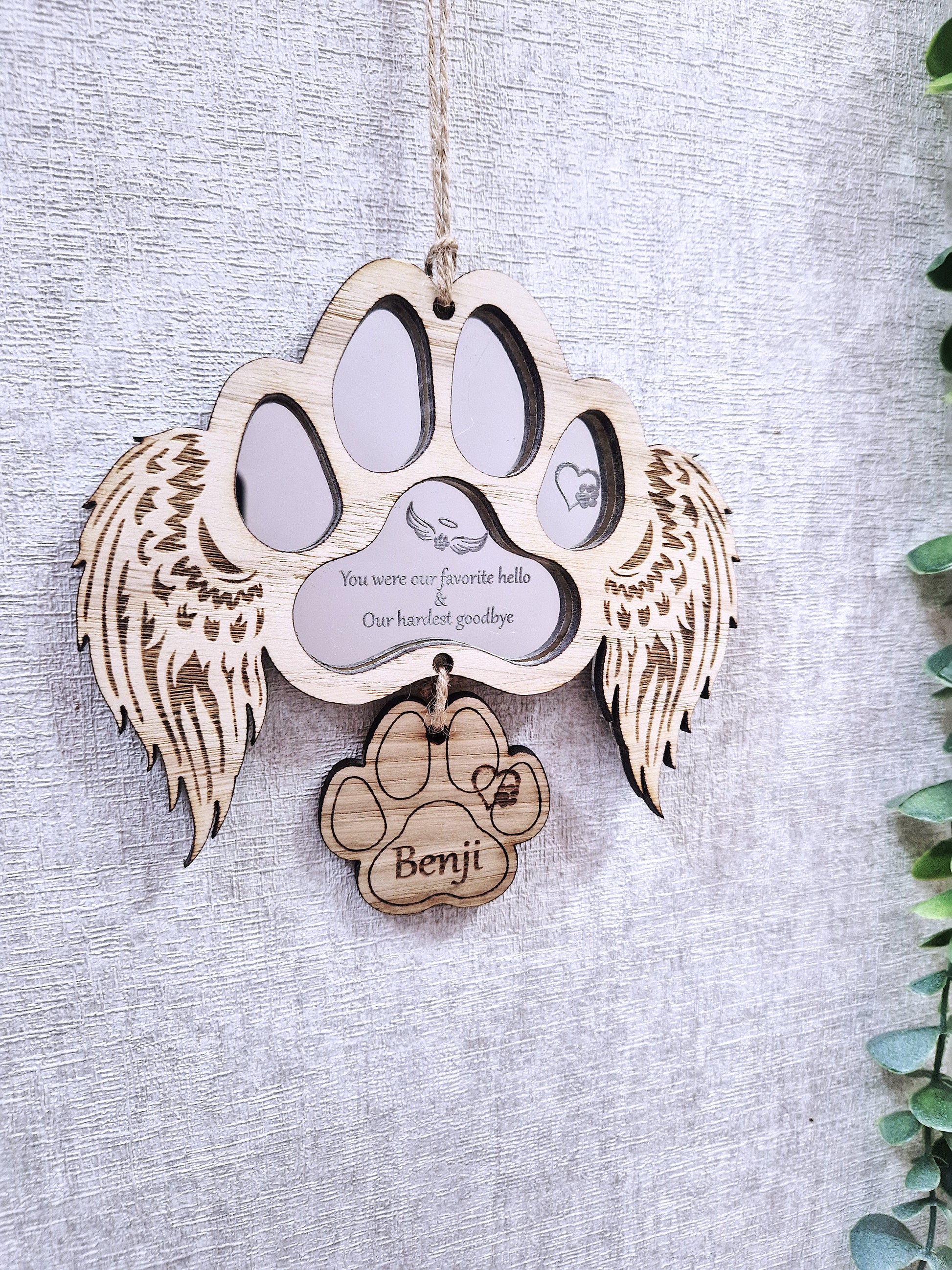 Personalised paw pet memorial