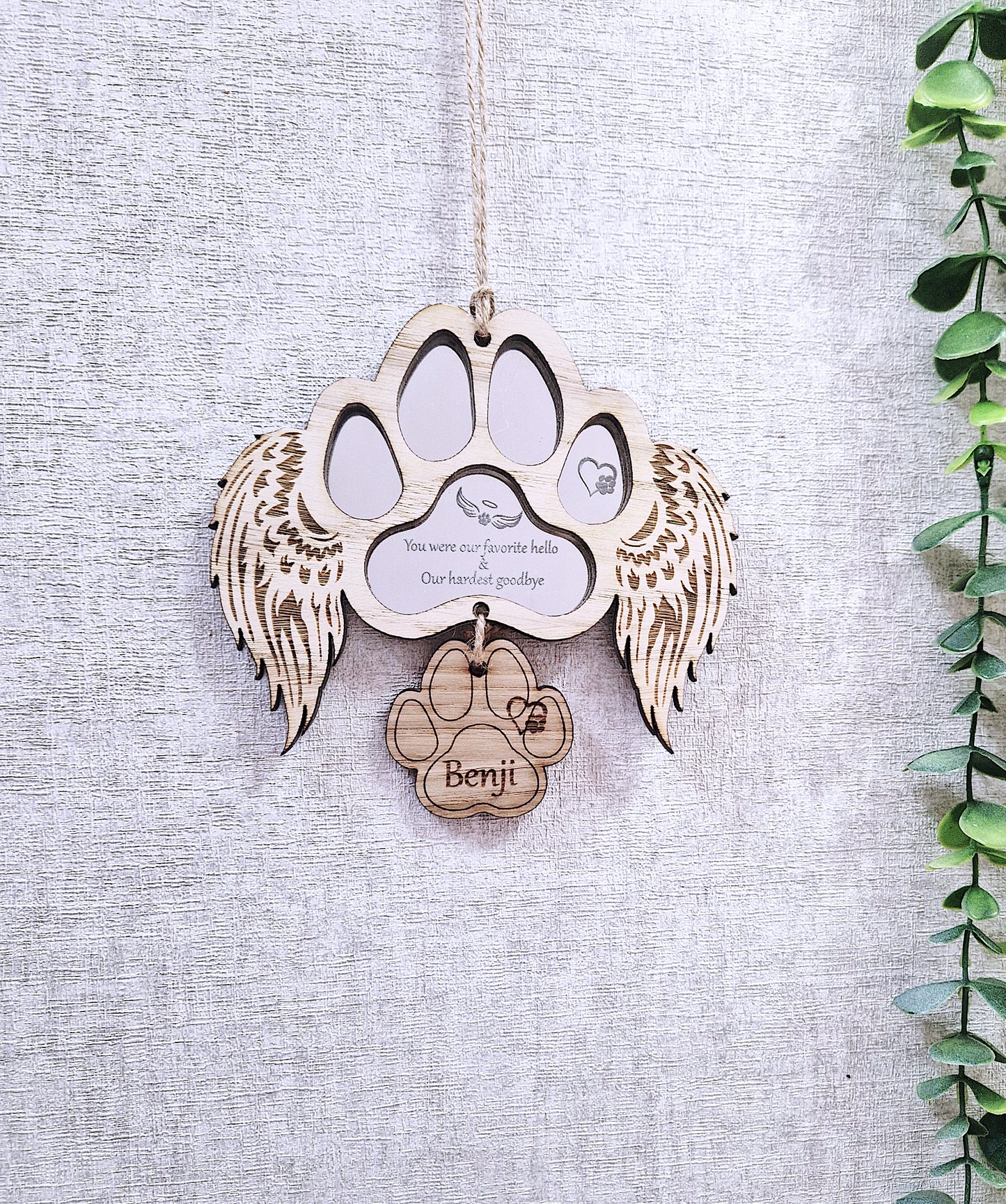 Personalised paw pet memorial