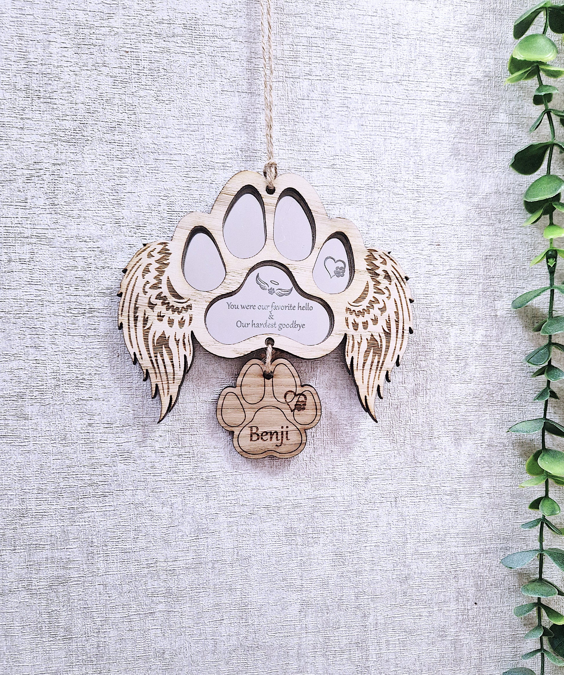 Personalised paw pet memorial