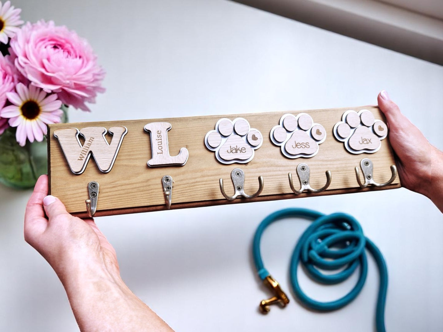 Personalised key and leash hanger