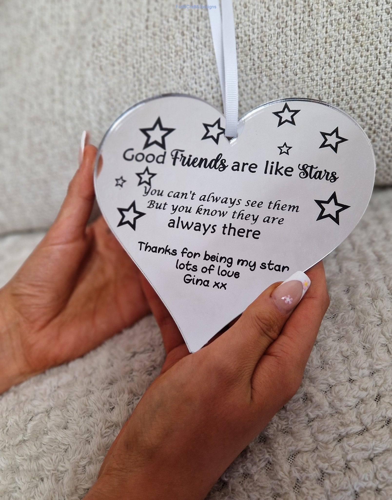 Friends Heart Shaped Wall Hanging Gift