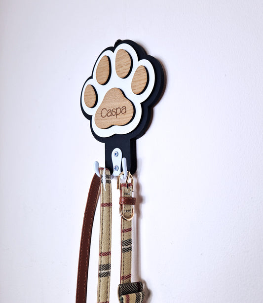 Personalised dog leash hanger