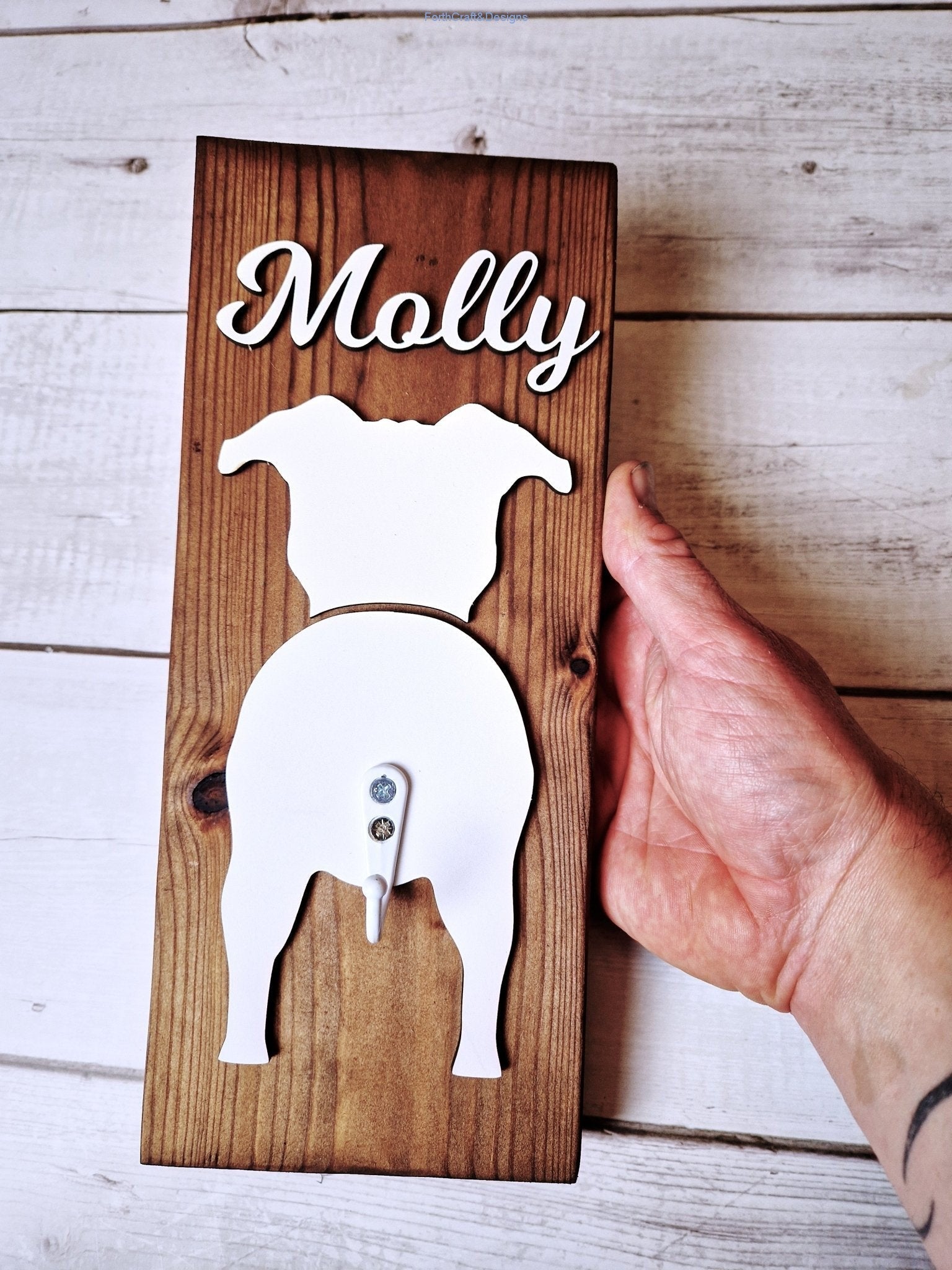 Dog sales leash hanger