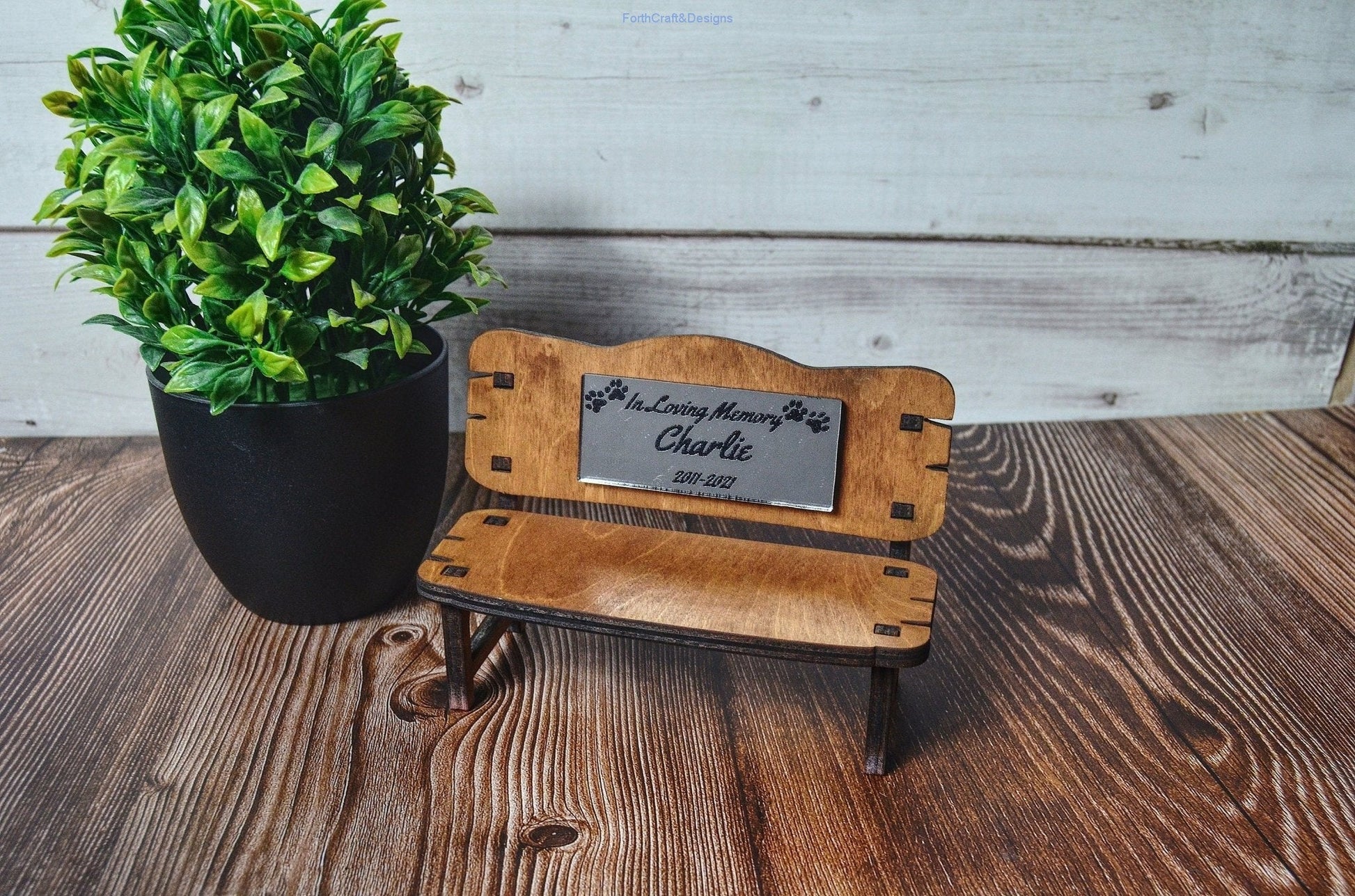 Pet memorial bench gift